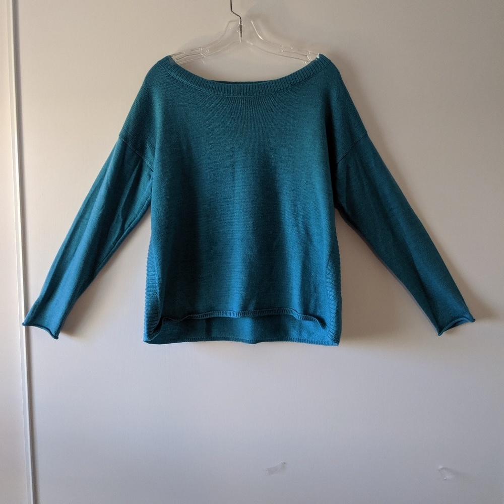 Turquoise Eileen Fisher loose sweater.